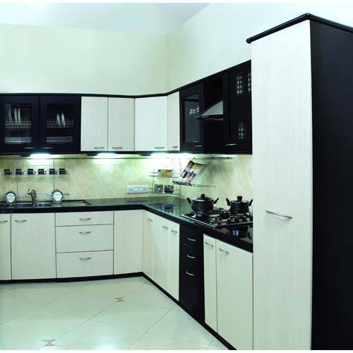L - Shaped kitchen with pantry unit